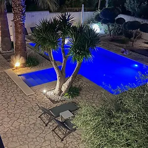 3* Bed and breakfast 5 Elementi